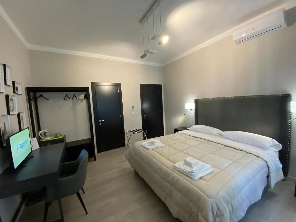 Re Di Smirne By Apulia Accommodation Bari Italië